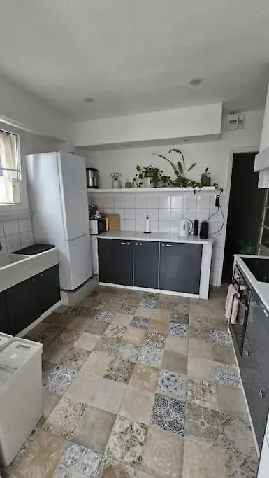 Solo Habitacion Grande Con Balcon Лиссабон